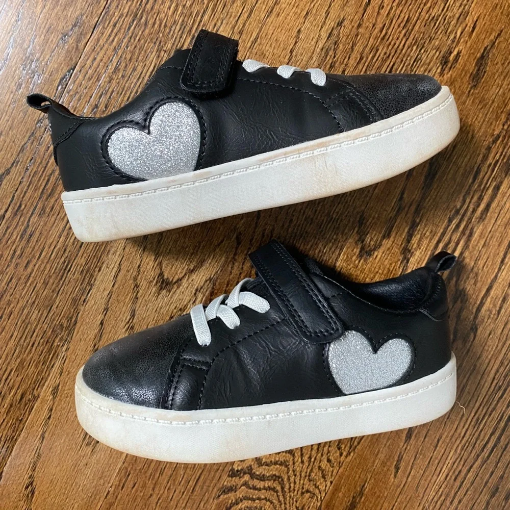 Carter's PERRIE toddler girl size 10 Black Sneakers with Silver Glitter Heart